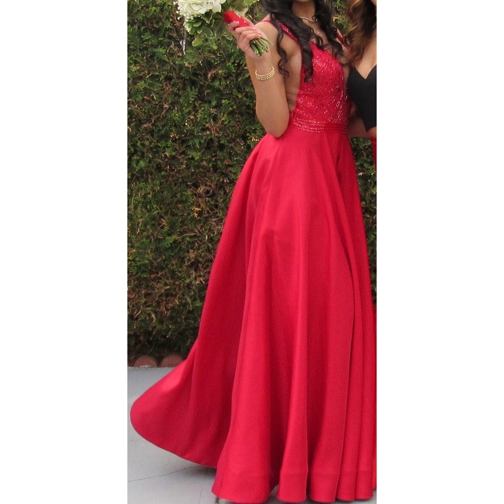 Sherri Hill Prom Dress
